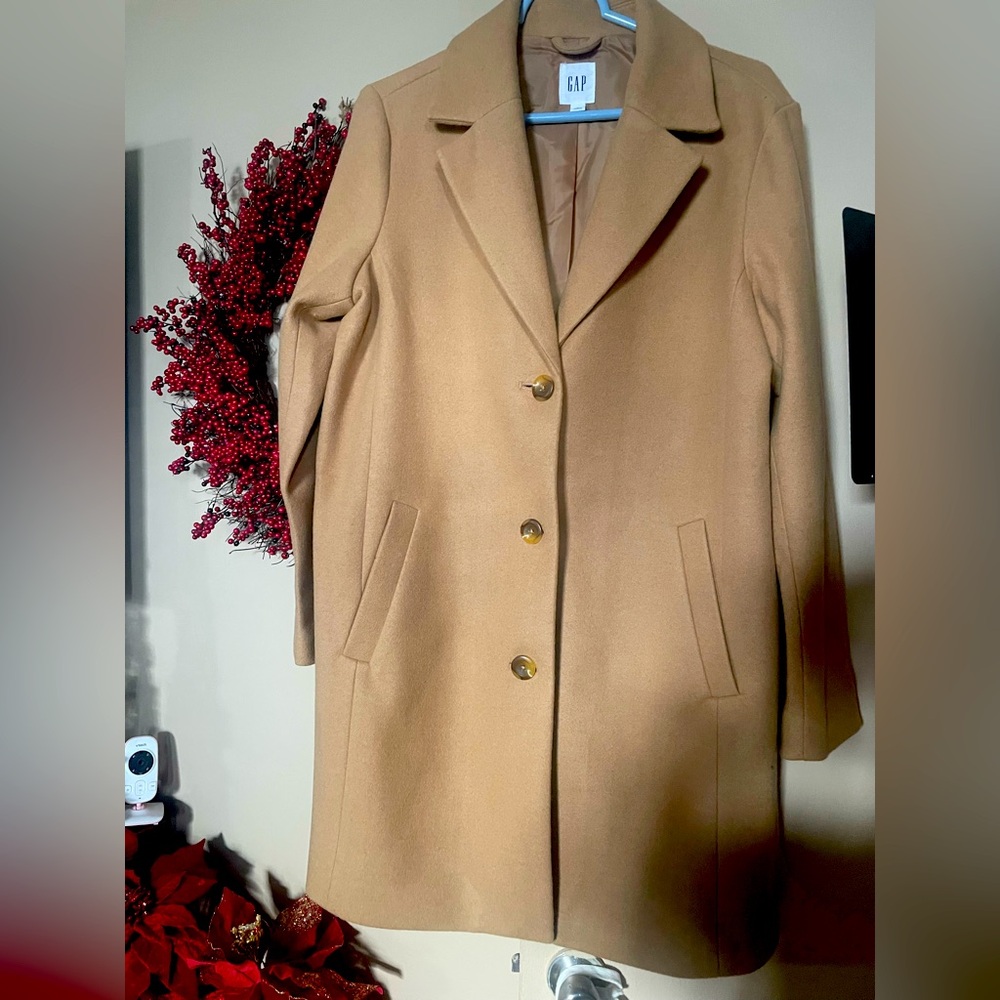 Gap coat